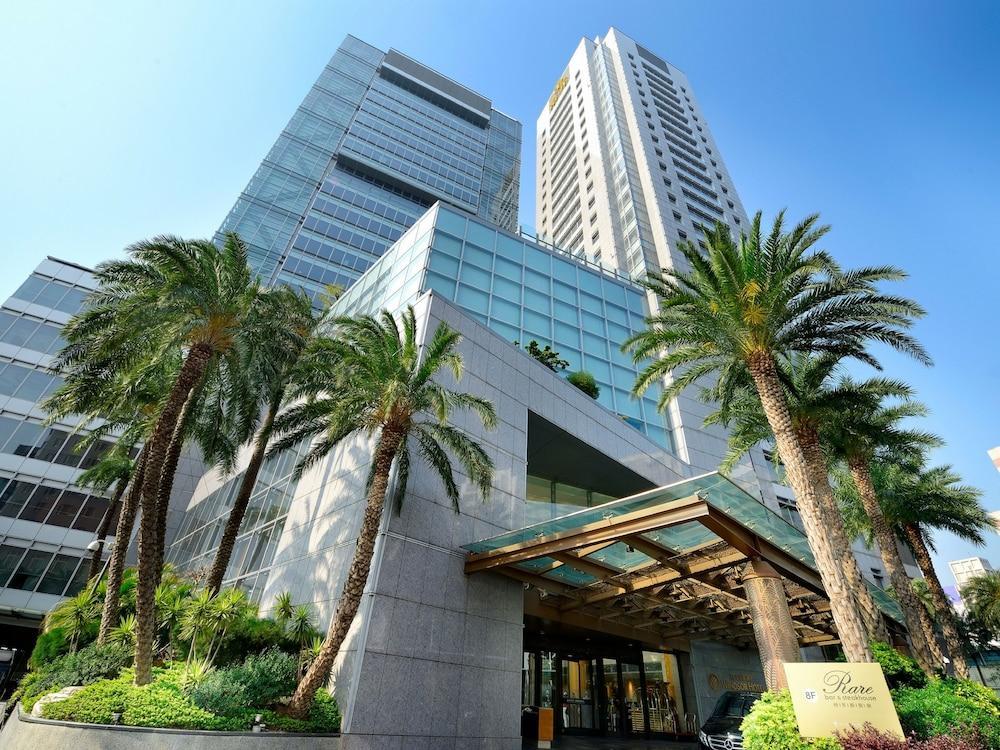 Windsor Hotel Taichung Exterior photo The entrance of the hotel