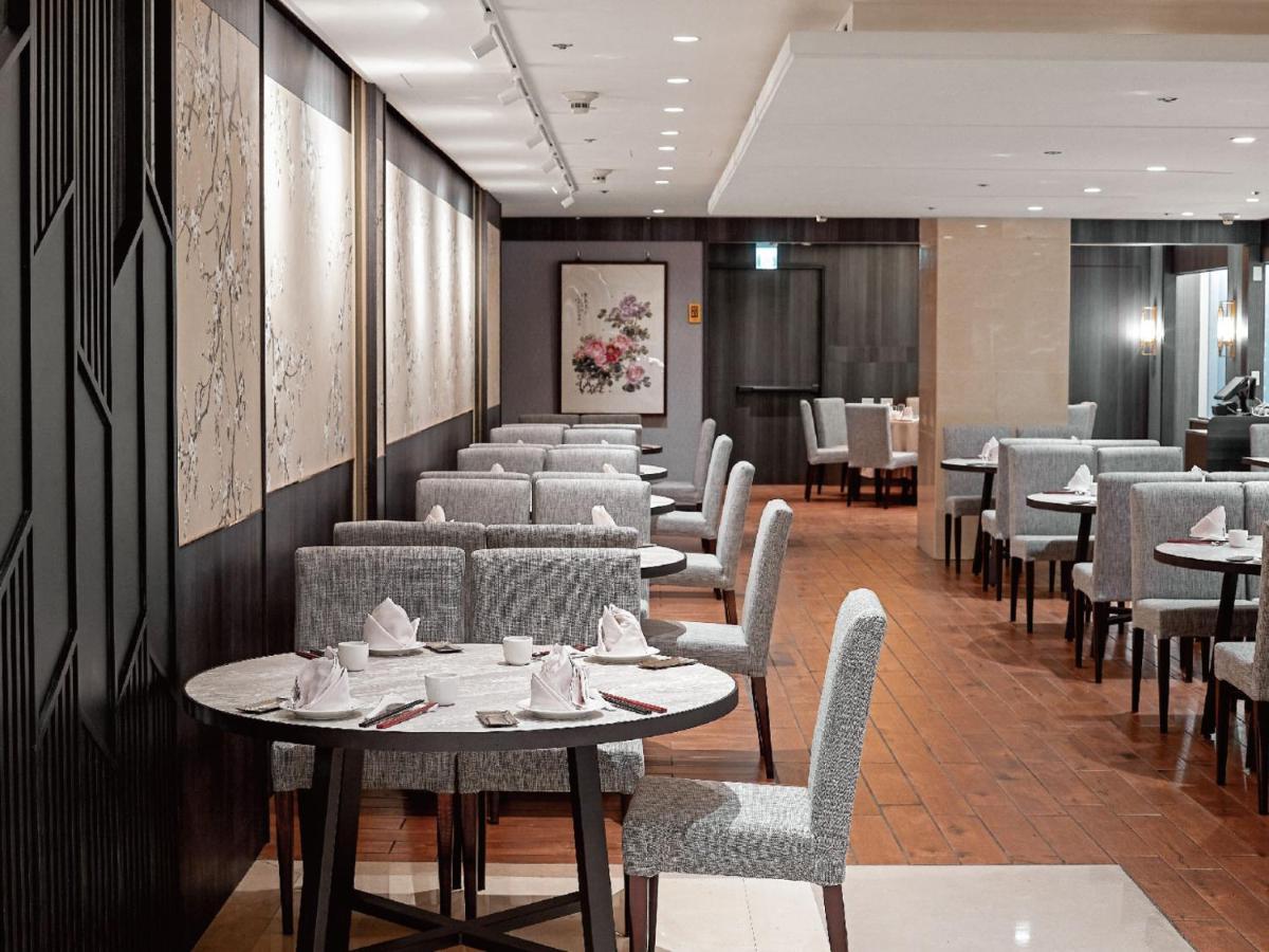 Windsor Hotel Taichung Exterior photo Interior of the restaurant