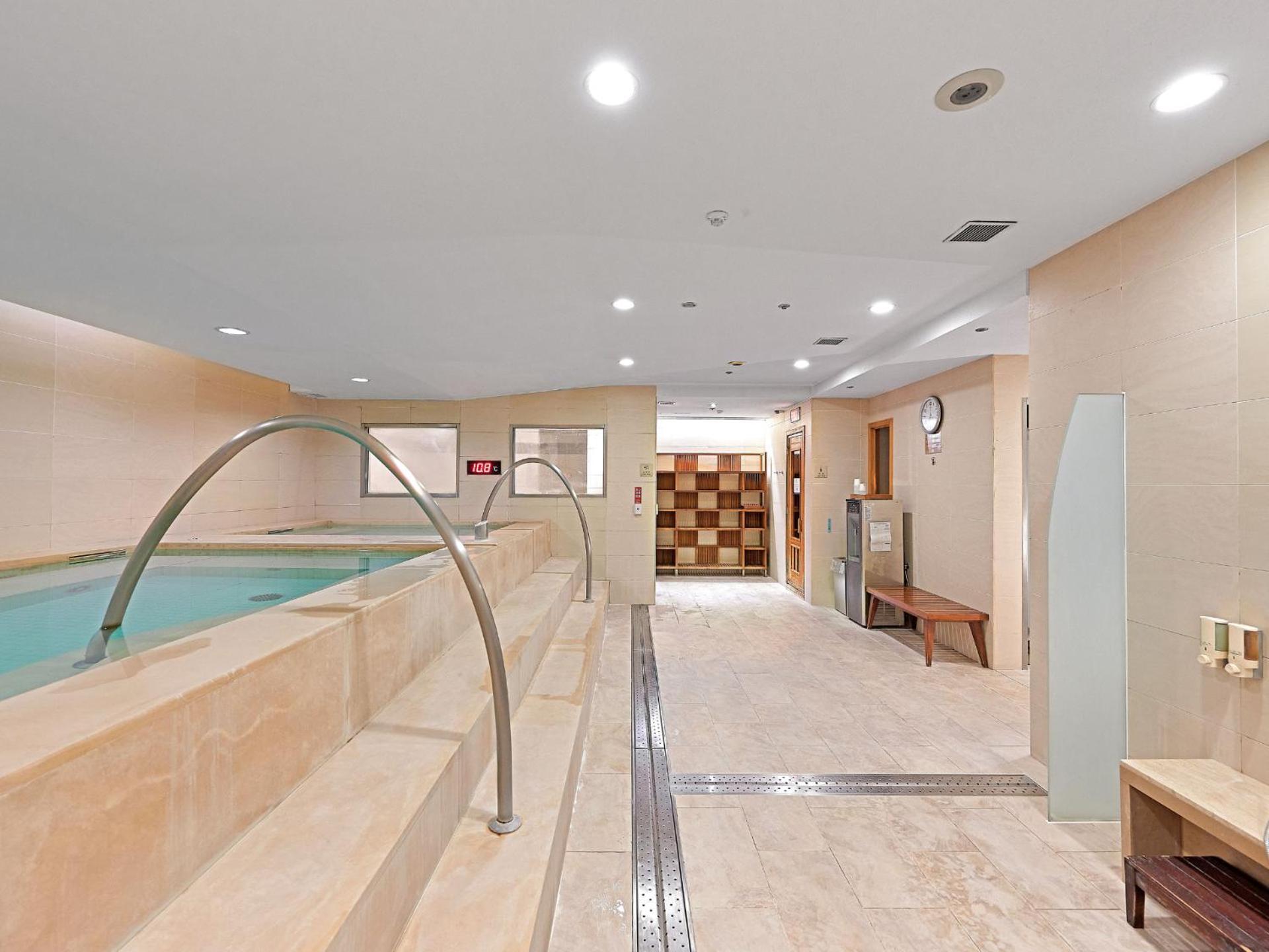 Windsor Hotel Taichung Exterior photo The spa at the Mandarin Oriental, Tokyo