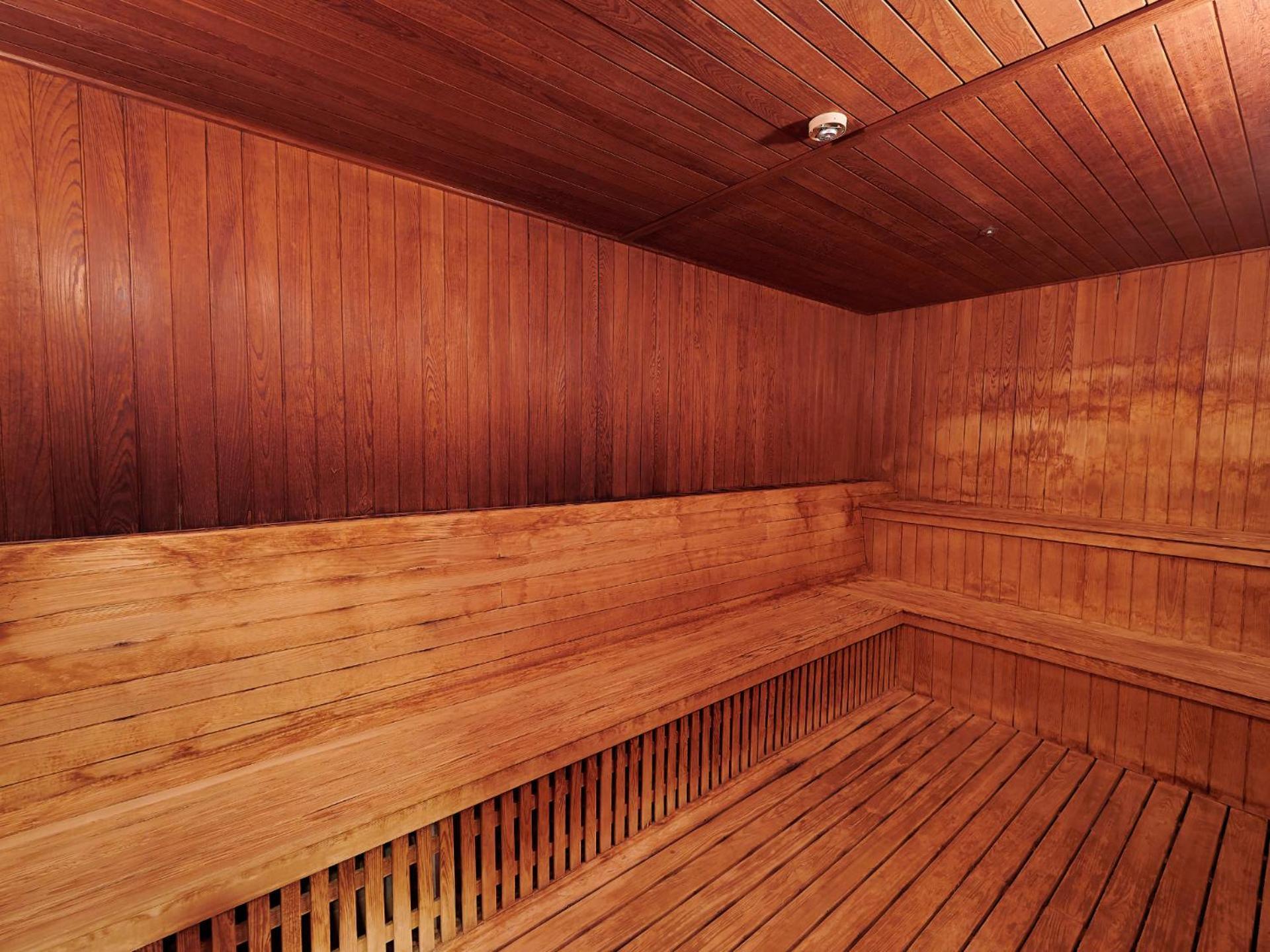 Windsor Hotel Taichung Exterior photo A modern Finnish sauna